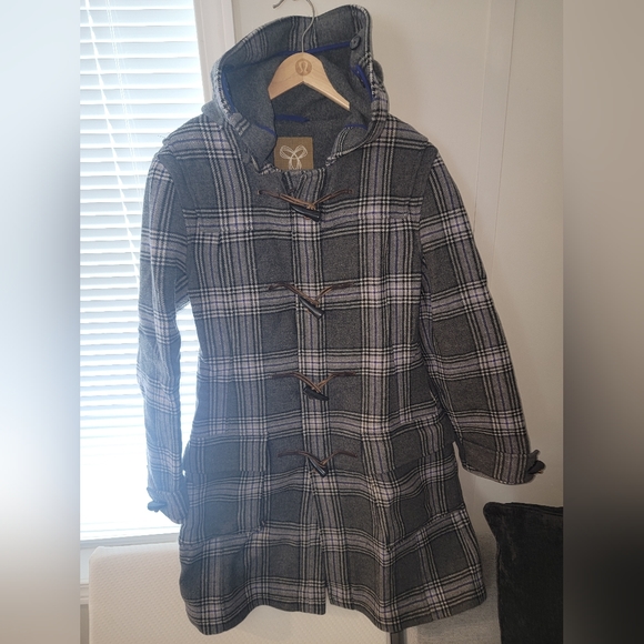 Aritzia Wool Coat - Picture 1 of 2